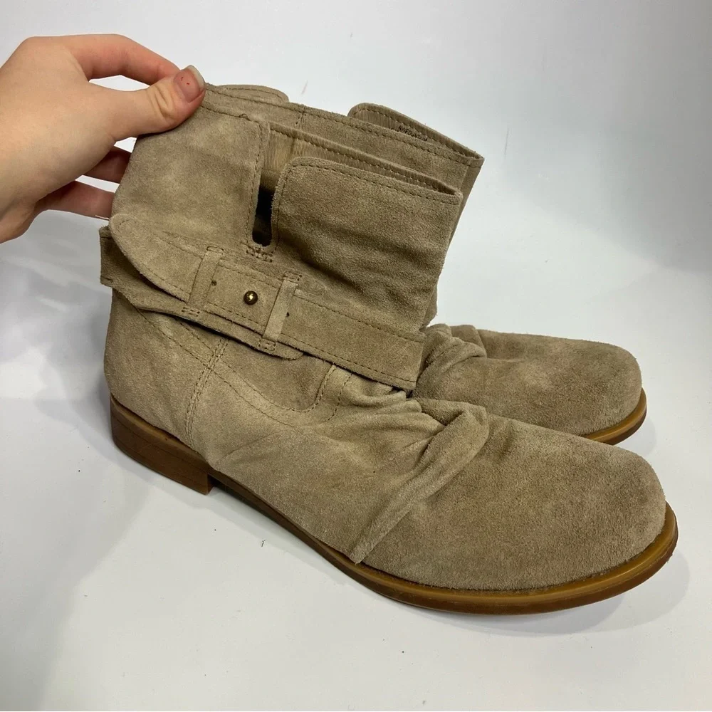 Nine West tan‎ suede leather boots size 9